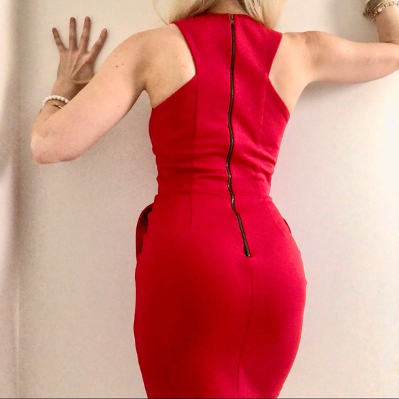 Red Structured Sleeveless Mini Dress with Pockets - Picture 4 of 4